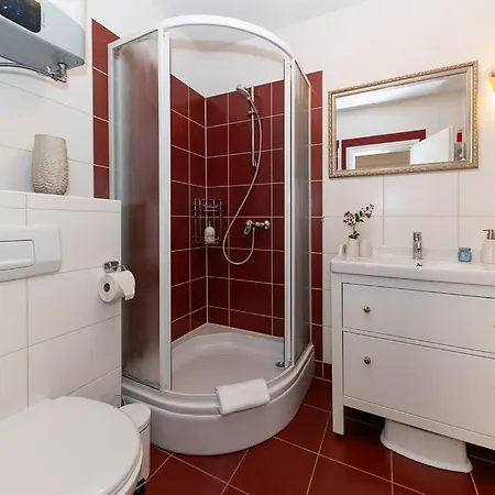 Emaris * 트리발즈