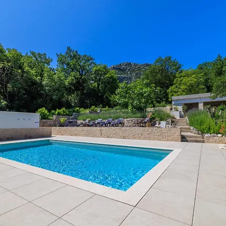 Emaris * Tribalj (Primorsko-Goranska)