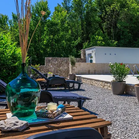 Emaris * Tribalj (Primorsko-Goranska)